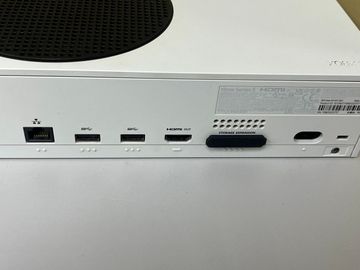 Б/в Ігрова приставка Microsoft xbox series s 512gb 01-200916334