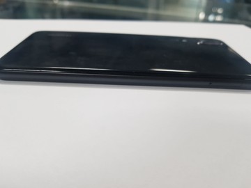 Б/в Мобільний телефон Huawei p20 4/128gb 01-200923944