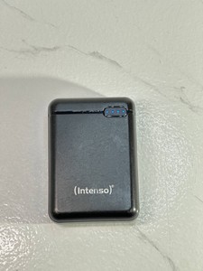 Б/у Повербанк Intenso xs10000 01-200935821