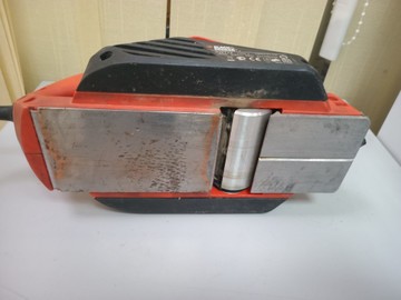 Б/в Електрорубанок Black&Decker kw712 01-200992392