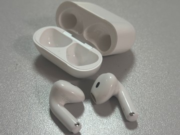 Б/в Навушники Apple airpods 4 01-200999273