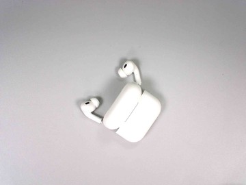 Б/в Навушники Apple airpods pro 2nd generation with magsafe charging case usb-c 01-201020583