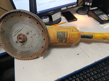 Б/в Кутова шліфмашина Dewalt dwe490 01-201024137