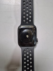Б/в Смарт-годинник Apple watch se gps 44mm aluminum case 01-201031189
