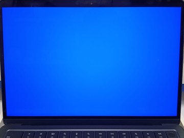 Б/у Ноутбук Apple macbook air 13,6" 2026 apple m5 8 core gpu 16gb 512gb sky 01-201051372