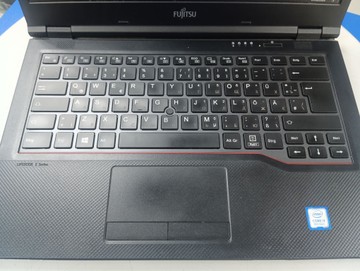 Б/в Ноутбук  14/core i3 8130u ddr4/8gb ddr4/hdd *відсутній/ssd 256 gb/*інтегрована 01-201057091