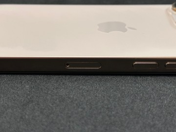 Б/в Мобільний телефон Apple iphone 16 pro 128gb 01-201063544