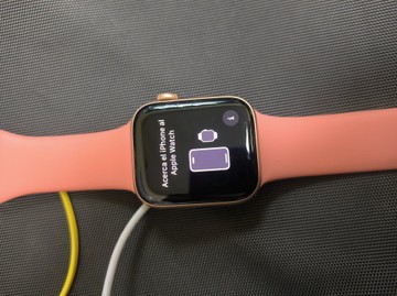Б/в Смарт-годинник Apple watch se gps 44mm aluminum case 01-201063943