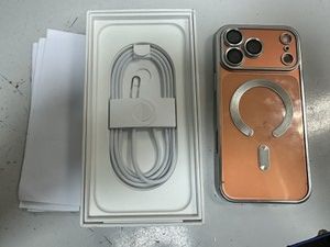 Б/в Мобільний телефон Apple iphone 17 pro max 256gb 01-201093310