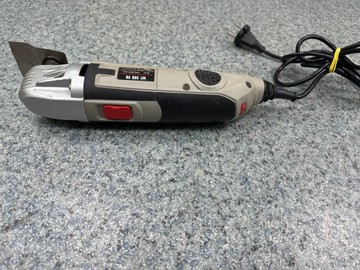Б/в Багатофункціональний інструмент Forte mt 300 vq 01-201094532