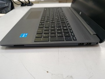 Б/в Ноутбук Hp core i3-1115g4/ram 4gb/ssd 256gb 01-201097335