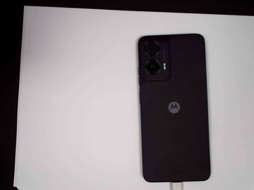 Б/в Мобільний телефон Motorola moto g35 5g 8/128gb 01-201106972
