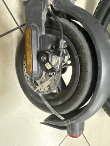 Б/в Електросамокат Xiaomi mi electric scooter essential 01-201108890
