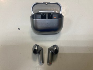Б/в Навушники Samsung galaxy buds3 01-201110612