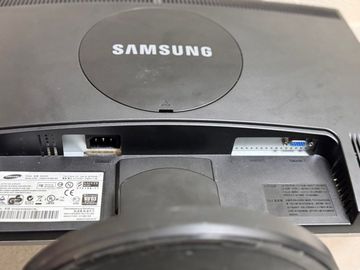 01-200571058: Samsung 2243nw