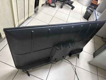 01-200626834: Hisense 40a4bg