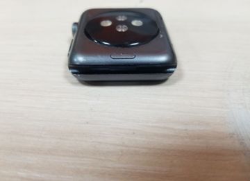 01-200600528: Apple series 1 42mm a1554