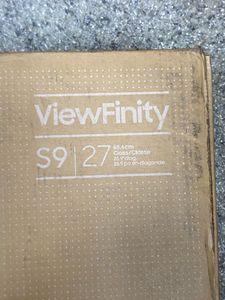 01-200750683: Samsung viewfinity s9 5k