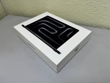 01-200771059: Apple a3401 m4 pro / 24 ram ssd 512 / 20 ceres gpu