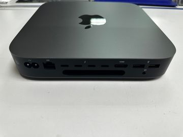 01-200782601: Apple a1993 / core i3 3.6ghz/ ram 16gb/ssd 128gb/uhd graphics 630