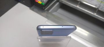 01-200788773: Vivo y33s 8/128gb