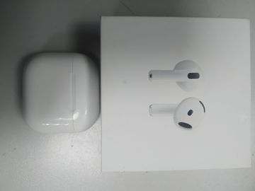 Б/у Наушники Apple airpods 4 01-200820824