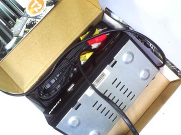 Б/в Ресивер ТВ Romsat t7075hd 01-200841334