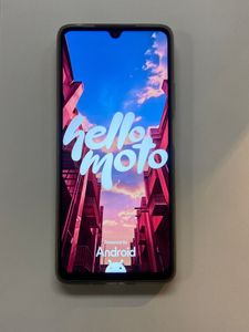 Б/в Мобільний телефон Motorola moto g06 4g 4/256gb 01-200855194