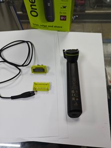 Б/у Триммер электрический Philips oneblade pro 360 qp6542 01-200866463