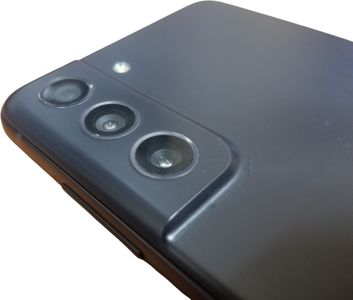 Б/в Мобільний телефон Samsung galaxy s21 fe 5g 6/128gb 01-200833720