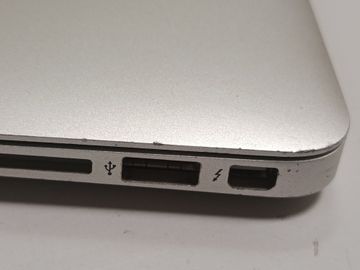 Б/в Ноутбук Apple macbook air 2015 a1466 13,3" core i5 1.6ghz/ ram8gb/ ssd1tb/hd 6000 01-200874047