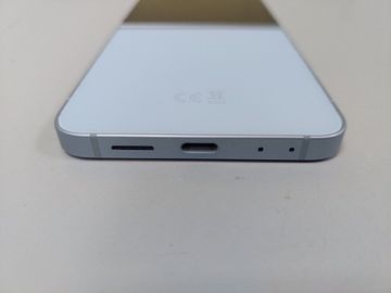 Б/в Мобільний телефон Samsung galaxy flip6 12/256gb 01-200880664