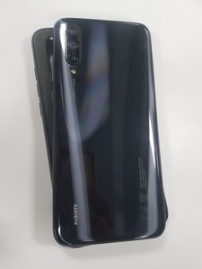 Б/в Мобільний телефон Xiaomi mi 9 lite 6/64gb 01-200865311
