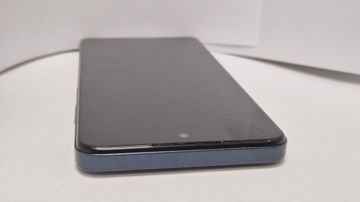 Б/в Мобільний телефон Infinix smart 8 x6525 2/64gb 01-200903422