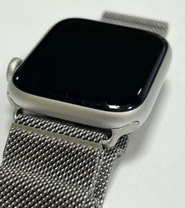 Б/в Смарт-годинник Apple watch se gps 40mm aluminum case 01-200843812