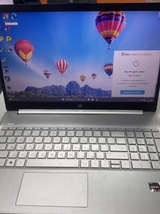 Hp 15/ryzen 3 4300u ddr4/8gb ddr4/ssd 256 gb/*інтегрована