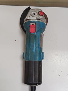 Б/в Кутова шліфмашина Энергомаш ушм-9012пм 01-200905539