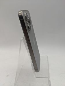 Б/в Мобільний телефон Apple iphone 15 pro 128gb 01-200874153