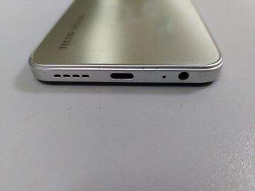 Б/в Мобільний телефон Tecno pova neo 3 lh6n 4/128gb 01-200918126