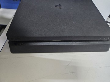 Б/в Ігрова приставка Sony playstation 4 slim 1tb 01-200960641