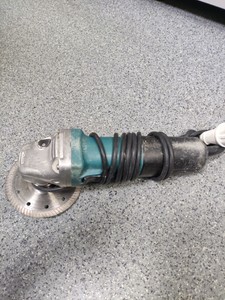 Б/в Кутова шліфмашина Makita 9558hn 01-200953164