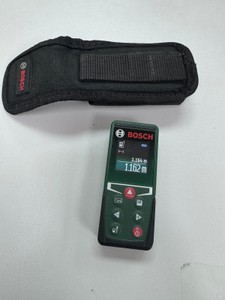 Б/у Лазерный нивелир Bosch universaldistance 50 01-200962475