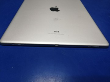 Б/в Планшет Apple ipad pro 12,9 2gen. wifi a1670 64gb 01-200963090