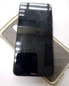 Б/у Мобільний телефон Xiaomi redmi 8 4/64gb 01-200964346