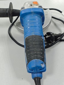 Б/у Угловая шлифмашина Dexter 800ag2-125.5 01-200974391