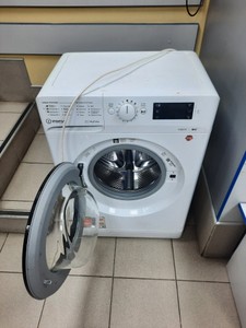 Б/у Стиральная машина Indesit omtwse 61051 wk ua 01-200989765