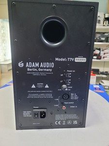 Б/в Акустика Adam audio t7v 01-200997285