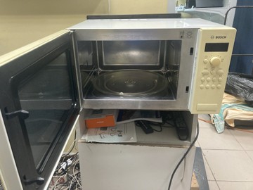Б/в Мікрохвильова піч Bosch hmt84g421 01-201052871