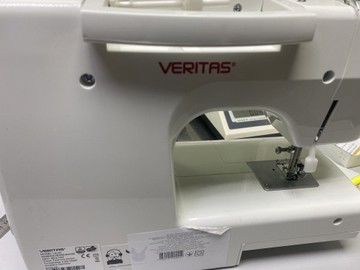 Б/в Швейна машина Veritas laura 01-201063614