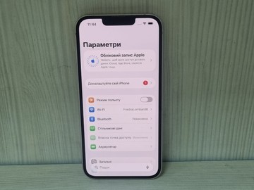 Б/у Мобільний телефон Apple iphone 13 256gb 01-201116179